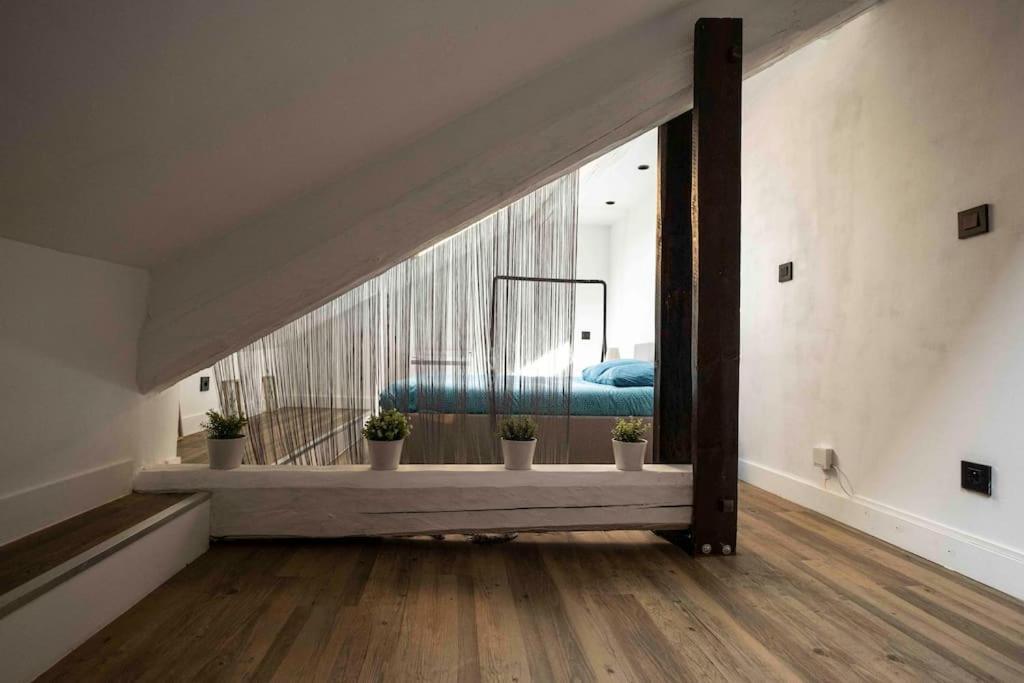 Ferienwohnung Cocon Sous Les Toits Albertville Exterior foto