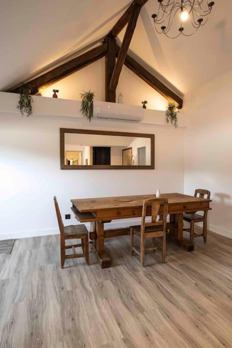Ferienwohnung Cocon Sous Les Toits Albertville Exterior foto