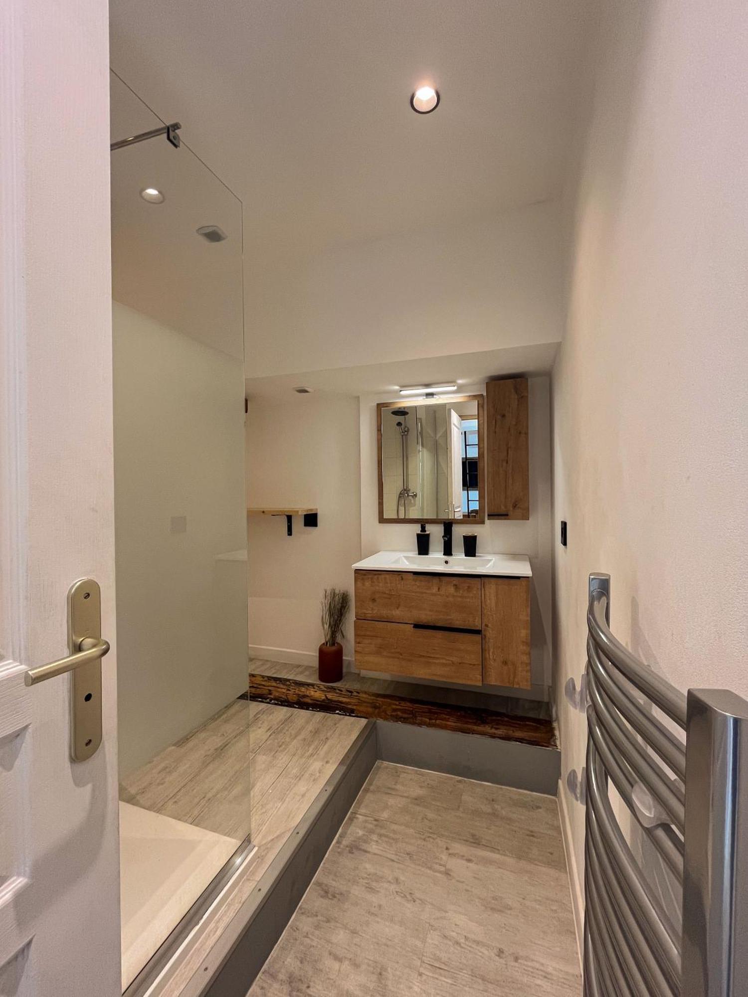 Ferienwohnung Cocon Sous Les Toits Albertville Exterior foto