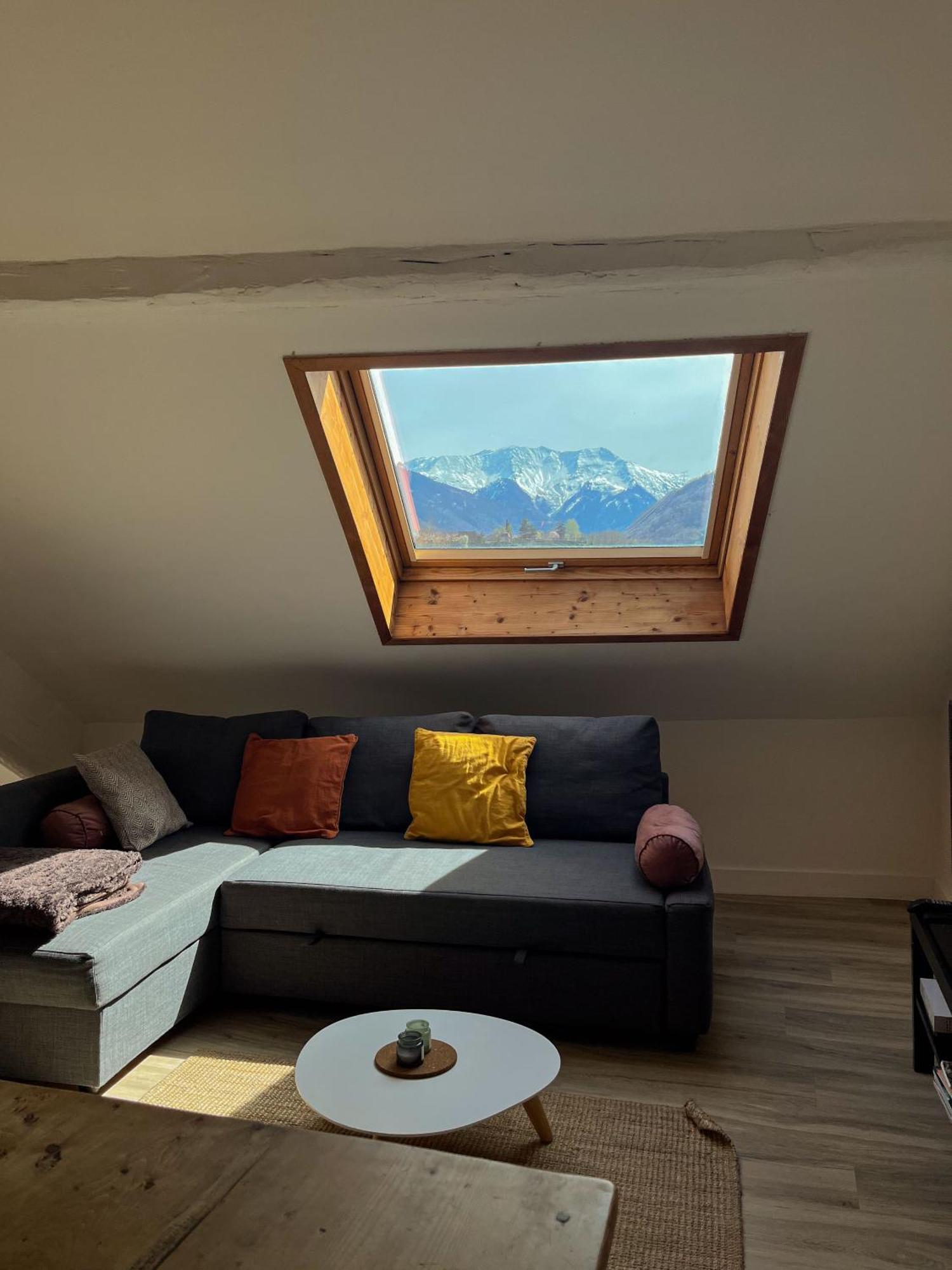 Ferienwohnung Cocon Sous Les Toits Albertville Exterior foto